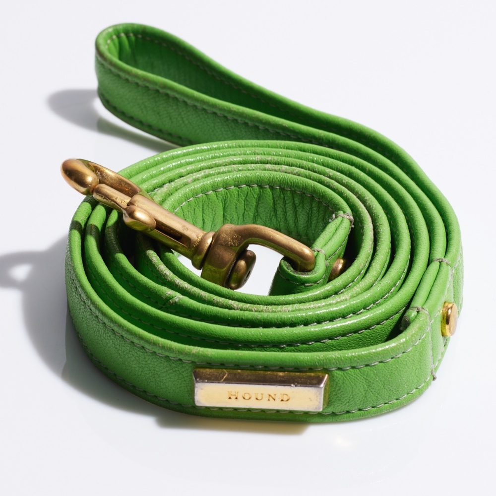 Hound Collection Leather Dog Leash Genuine Leather Gold Bar Logo